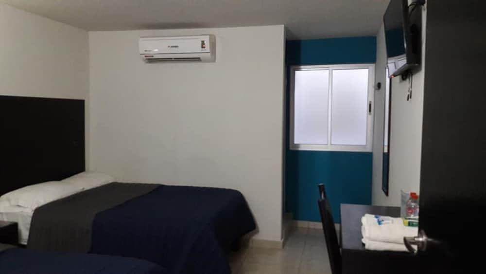 Hotel Flores Guamuchil Esterno foto